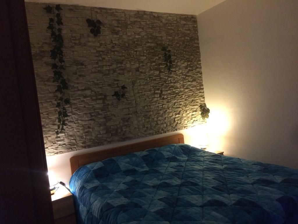 Yoghi & Bubu Apartman Gambolò Kültér fotó